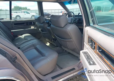 1993 Cadillac Deville from USA, damaged, VIN 1G6CD53B2P4232696